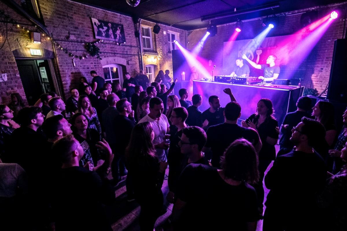 Latin Heat — reggaetón & dembow — Button Factory